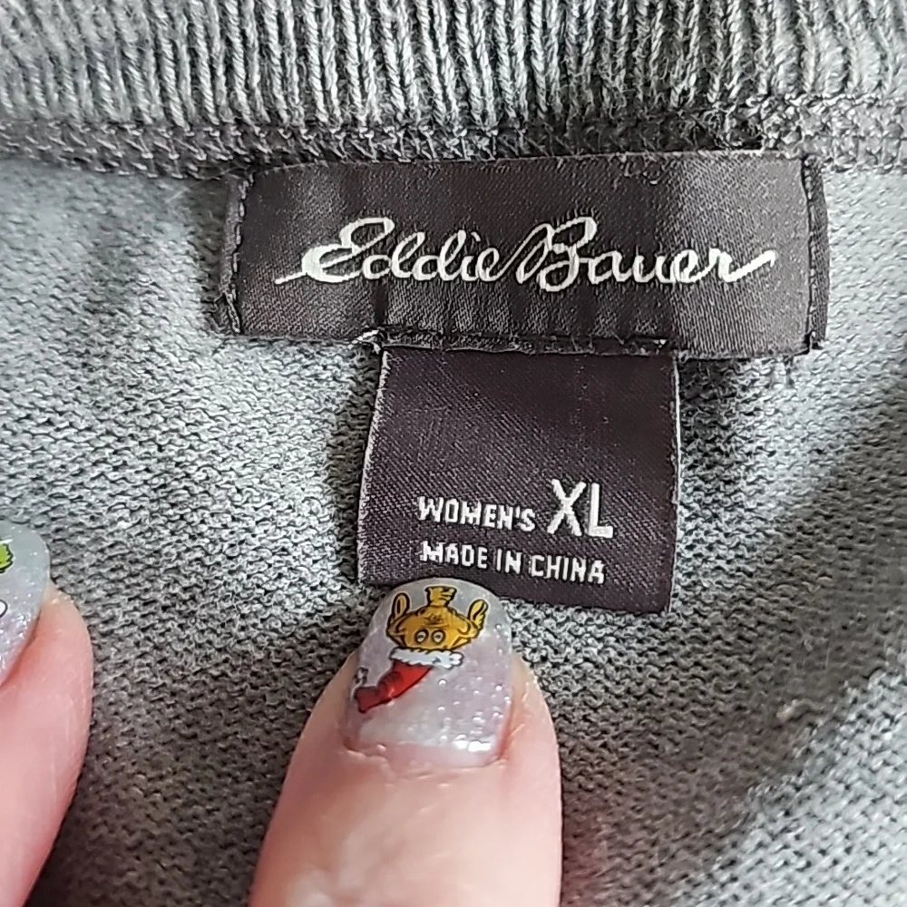 Eddie Bauer XL gray, black and white cardigan (JM) - Picture 2 of 3
